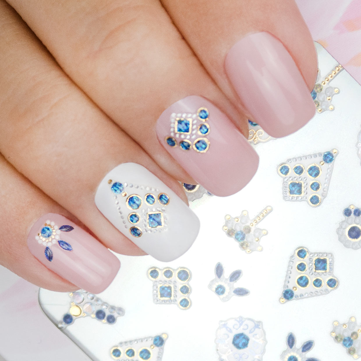 Deluxe Nail Art Sticker 22 - Wannabe Grace E